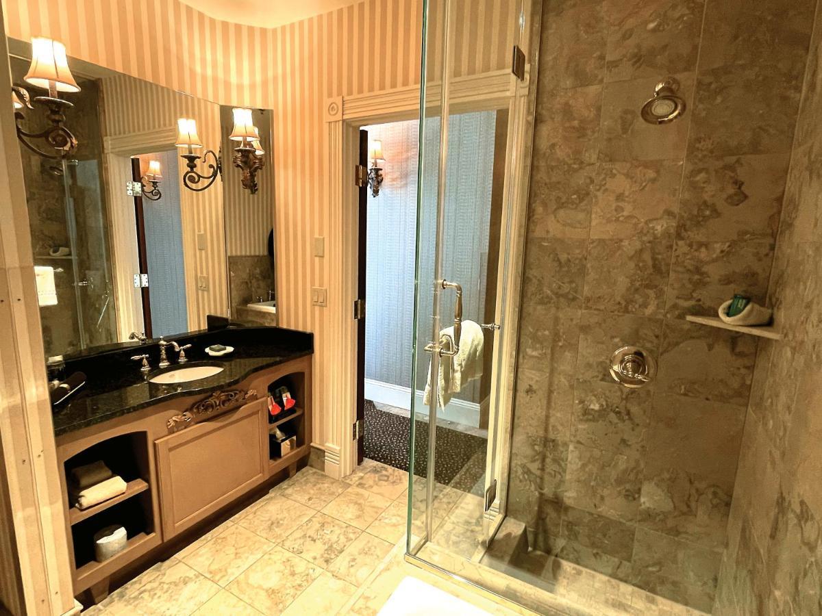 Celebrity Hotel Дедвуд Экстерьер фото