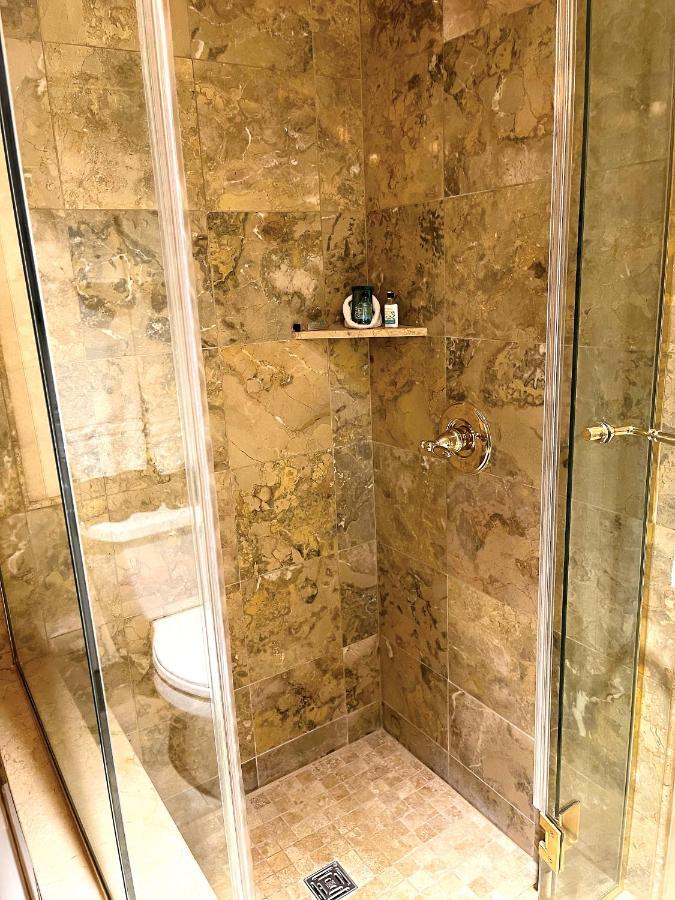 Celebrity Hotel Дедвуд Экстерьер фото