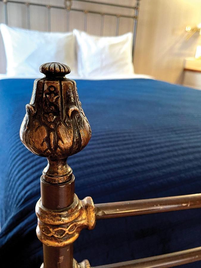 Celebrity Hotel Дедвуд Экстерьер фото