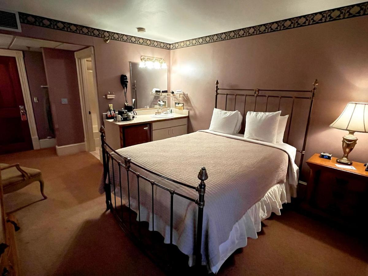 Celebrity Hotel Дедвуд Экстерьер фото